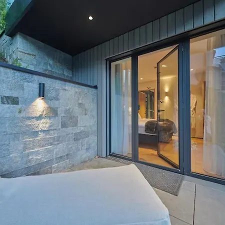 Leyzo & Bison Lake View Holiday home Zell am See